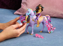 Load image into Gallery viewer, Unicorn Academy
Sophia 4.5" Doll &amp; Wildstar Unicorn Figure Set