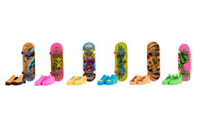 Load image into Gallery viewer, Hot Wheels Tony Hawk Skate Fingerboard